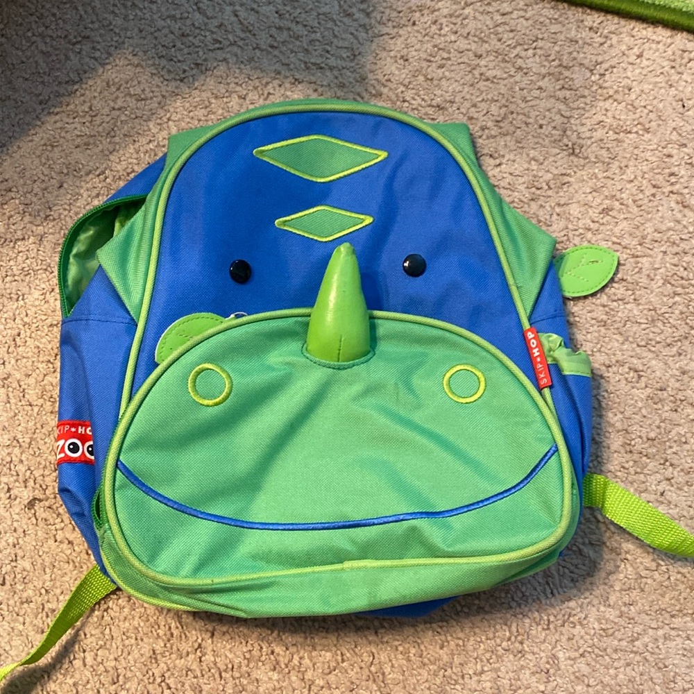 Skiphop dinosaur book bag